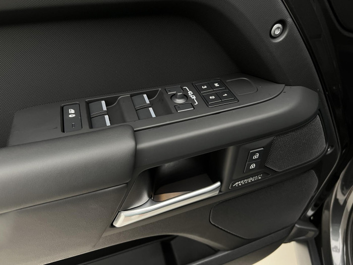 Land Rover Defender 110 P425 X-DYNAMIC HSE AWD Aut 5.0 Dynamic