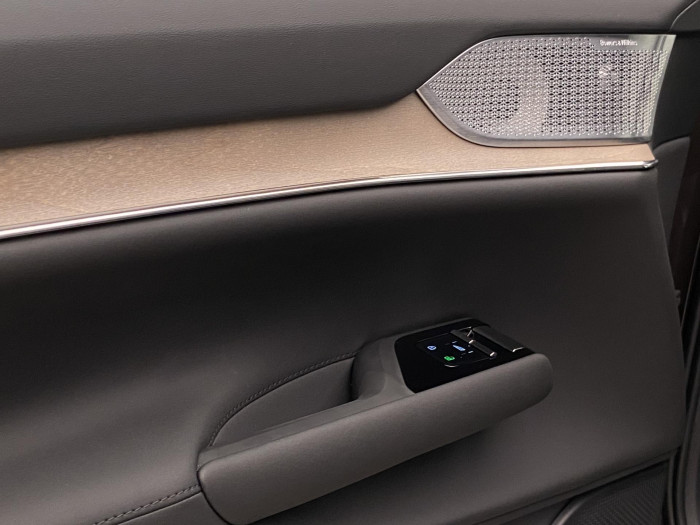Volvo EX90 PURE ELECTRIC TWIN ULTRA 7míst
