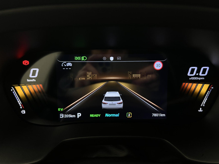 MG ZS 1.5 EXCLUSIVE HYBRID+ AUT CZ 1.5 Exclusive