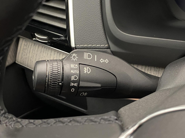 Volvo XC90 B5 AWD PLUS DARK AUT CZ 7míst