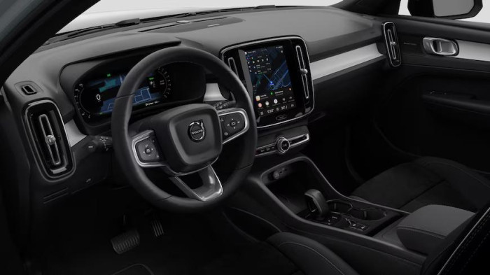 Volvo XC40 B4 DARK ULTRA AUT