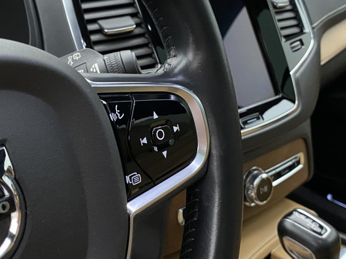 Volvo XC90 D5 AWD INSCRIPTION REZERVACE 2.0 d