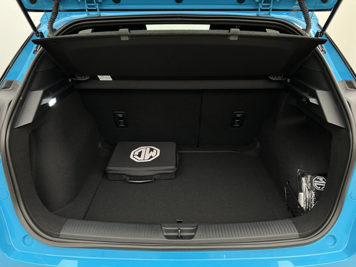 MG MG4 ELEGANCE 64kWh AUT Elegance