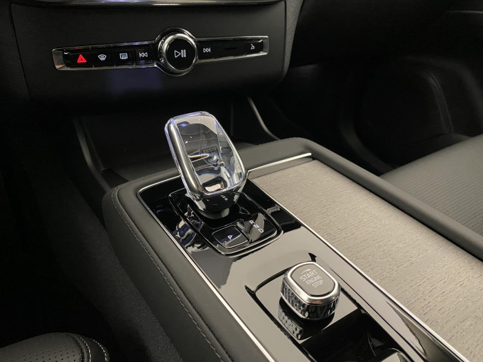 Volvo XC90 T8 AWD RECHARGE BRIGHT PLUS 7m