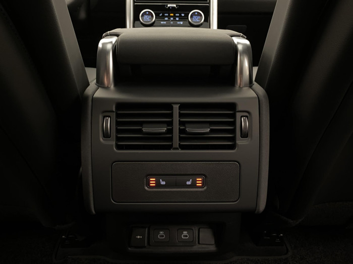 Land Rover Discovery D250 Dynamic SE REZERVACE 3.0 d Dynamic SE