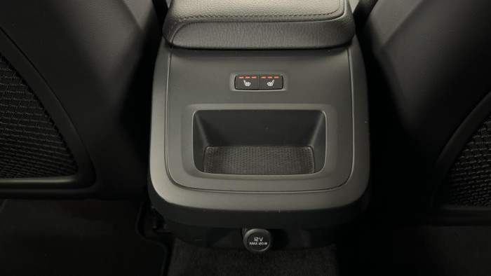 Volvo V60 D4 INSCRIPTION REZERVACE 2.0 d