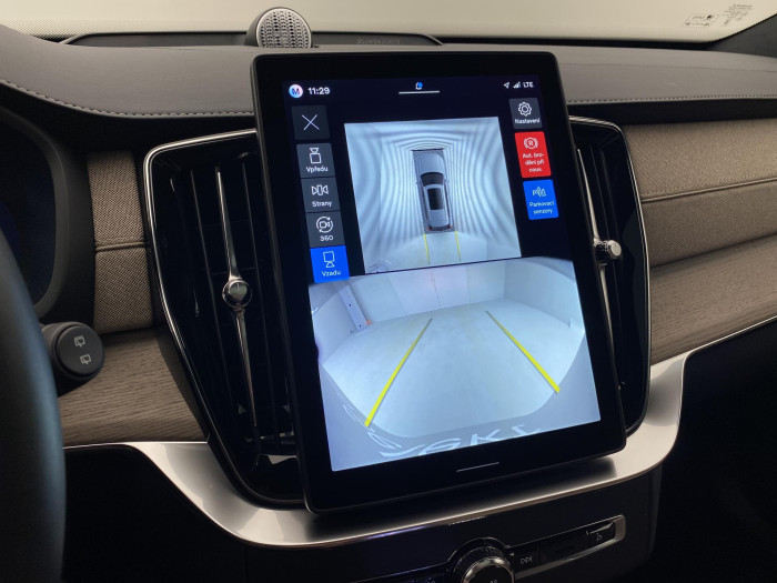 Volvo XC90 T8 AWD PLUG-IN BRIGHT ULTRA 7m