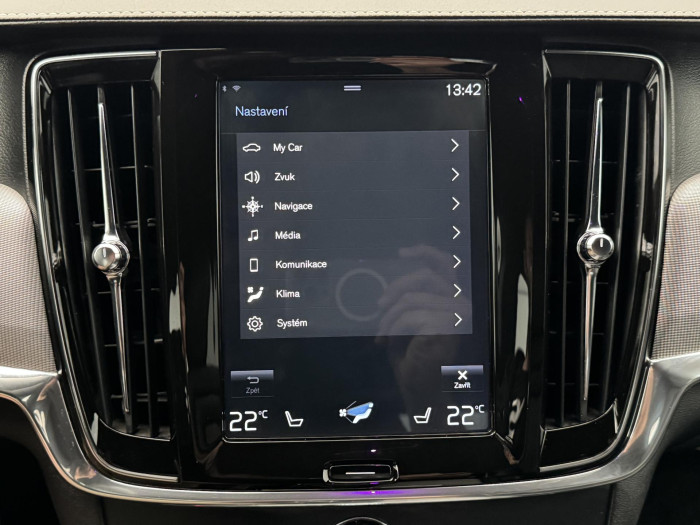 Volvo V90 T4 R-DESIGN AUT