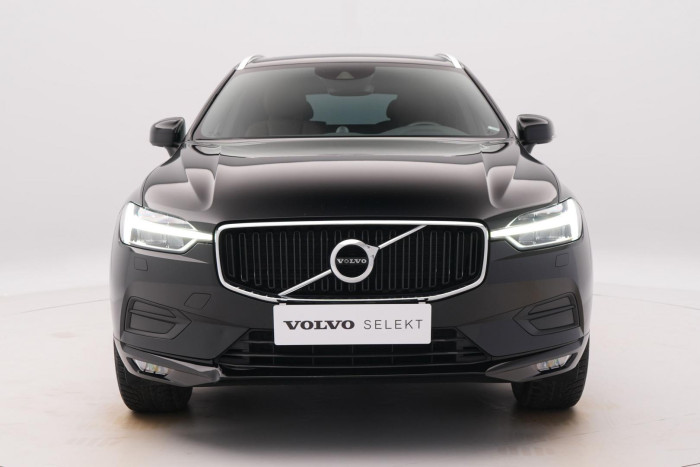 Volvo XC60 D4 AWD MOMENTUM REZERVACE 2.0 d Momentum