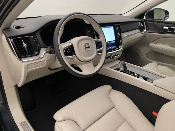 Volvo V60 B4 AUT BRIGHT PLUS