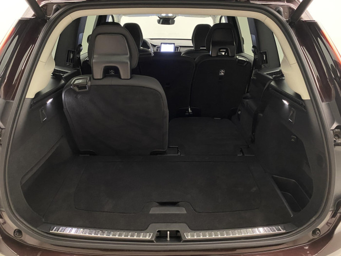 Volvo XC90 T8 AWD RECHARGE CORE AUT CZ 7m