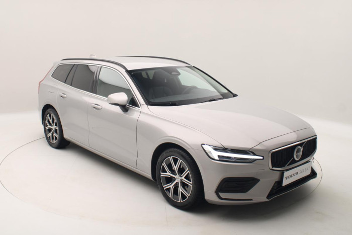Volvo V60 B3 MOMENTUM AUT REZERVACE 2.0 Momentum