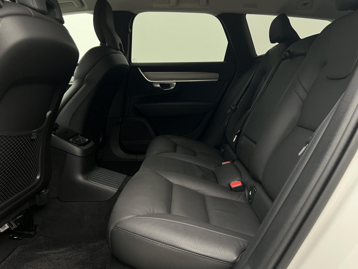 Volvo V90 T6 AWD RECHARGE PLUS DARK AUT