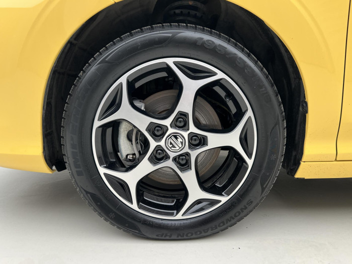 MG MG3 EXCLUSIVE HYBRID+ AUT CZ 1.maj 1.5 Exclusive