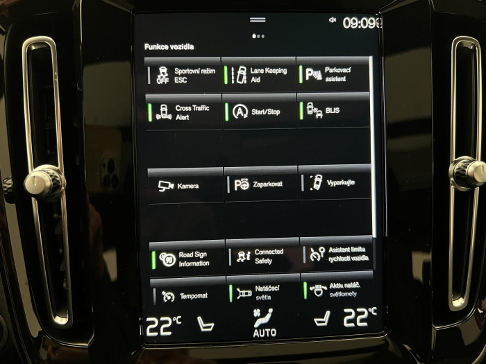 Volvo XC40 T2 MOMENTUM PRO 1.maj. 1.5 Momentum