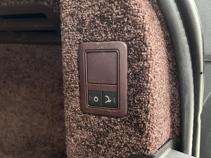 Land Rover Range Rover 4.4 SDV8 AUTOBIOGRAPHY AWD AUT