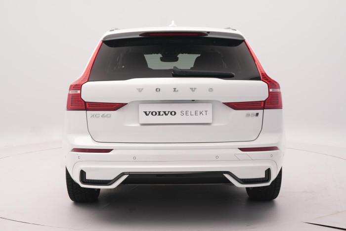 Volvo XC60 B5 AWD PLUS DARK AUT 1.maj.