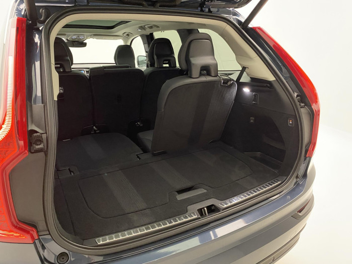 Volvo XC90 T8 AWD RECHARGE PLUS DARK AUT