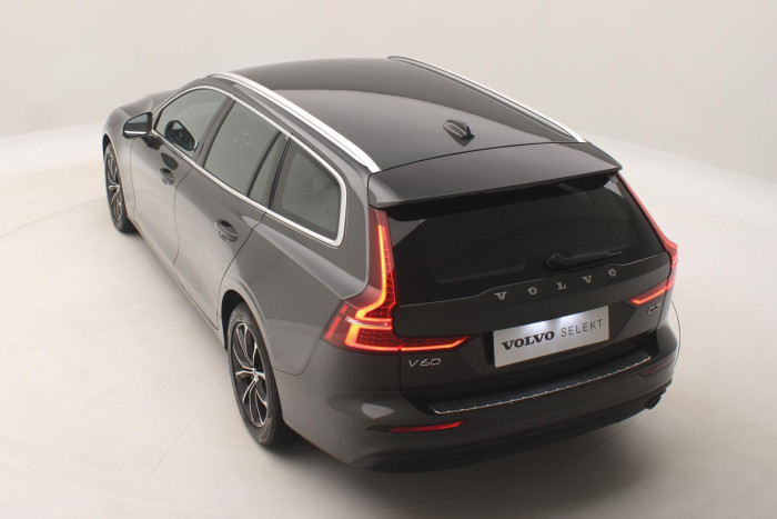 Volvo V60 D3 MOMENTUM AUT 1.maj 2.0 d Momentum