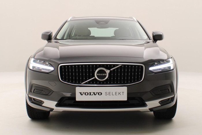 Volvo V90 CC B4 AWD PLUS AUT CZ 1.maj