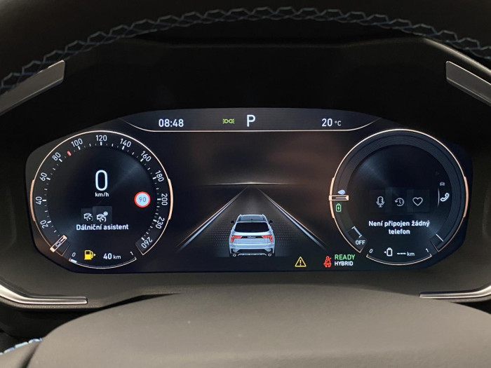 Lynk & Co 01 PHEV DCT AUT 1.maj. REZERVACE