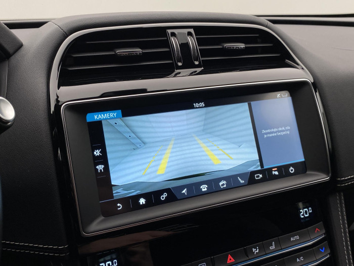 Jaguar F-Pace 25d R-SPORT AWD AUT CZ 2.0 d Sport