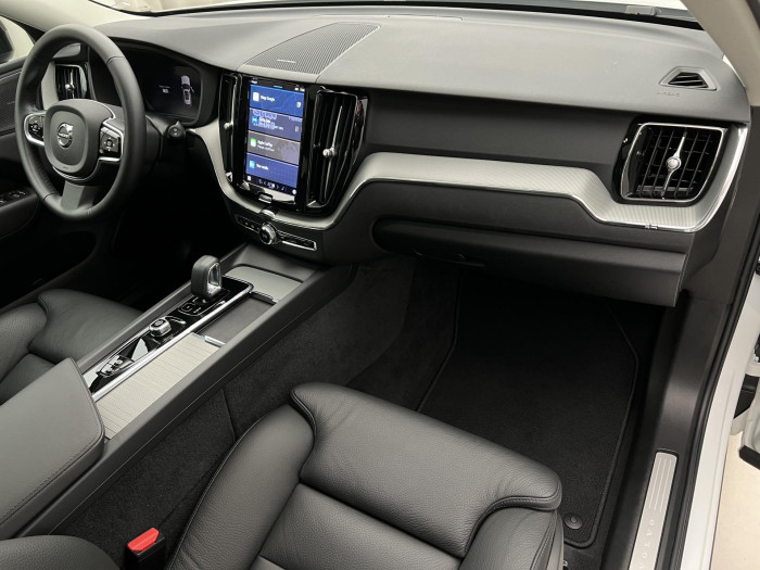 Volvo XC60 T6 AWD RECHARGE PLUS DARK AUT