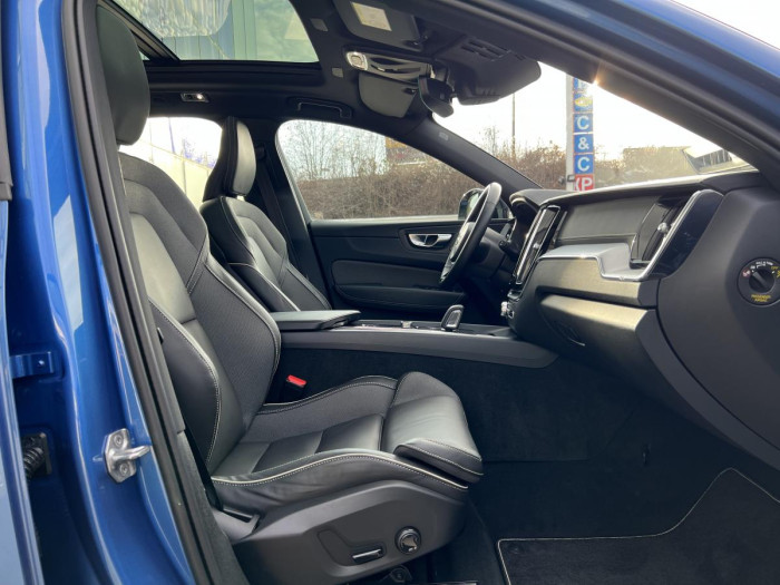 Volvo XC60 T8 AWD R-DESIGN Aut 1.maj.