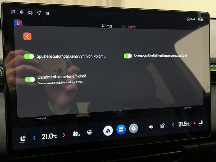 Lynk & Co 08 MORE PHEV