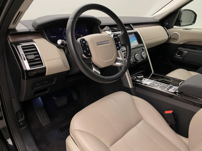 Land Rover Discovery 3,0 Sd6 AWD HSE REZERVACE