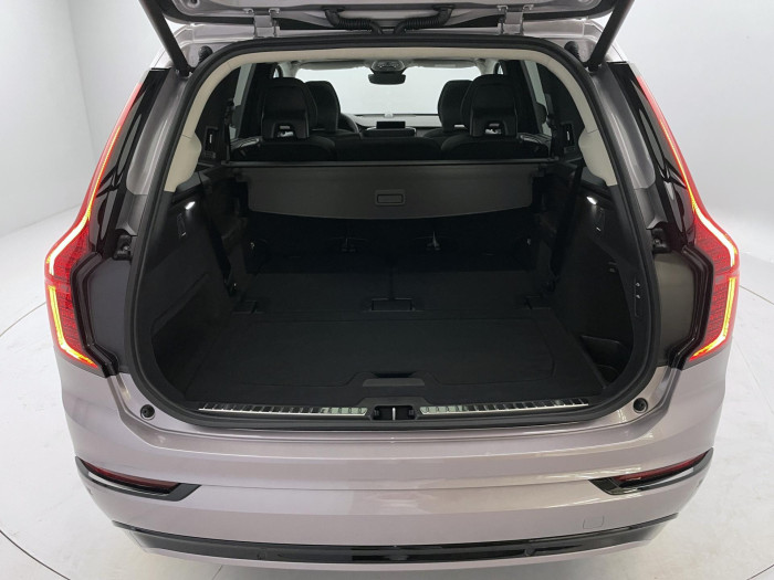 Volvo XC90 T8 AWD RECHARGE DARK ULTRA