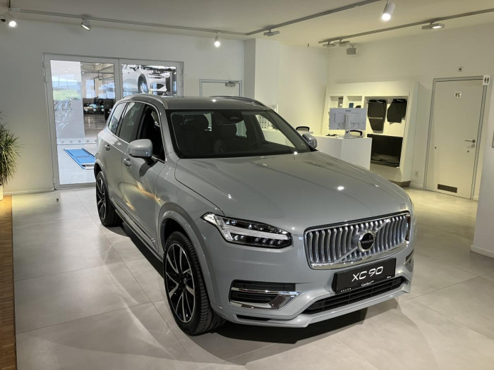 Volvo XC90 B5 AWD AUT BRIGHT PLUS 7-míst