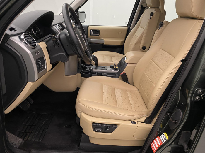 Land Rover Discovery 3 TDV6 HSE AWD REZERVACE