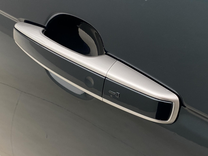 Land Rover Range Rover P525 AUTOBIOGRAPHY REZERVACE