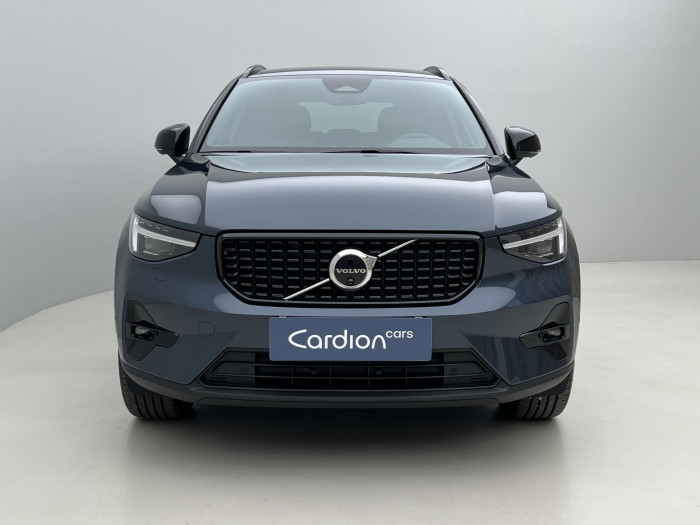 Volvo XC40 B3 AUT DARK PLUS