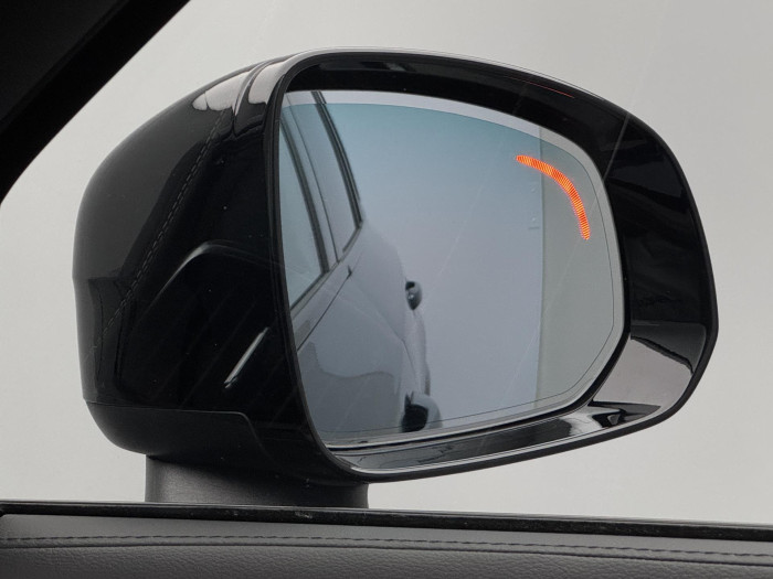 Volvo XC90 B5 AWD R-DESIGN AUT CZ