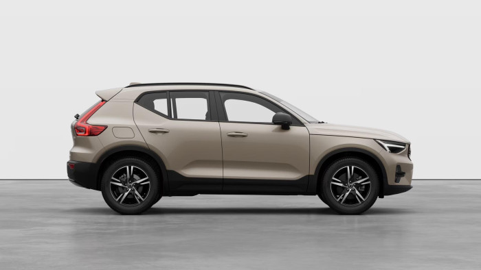 Volvo XC40 B3 AUT DARK PLUS