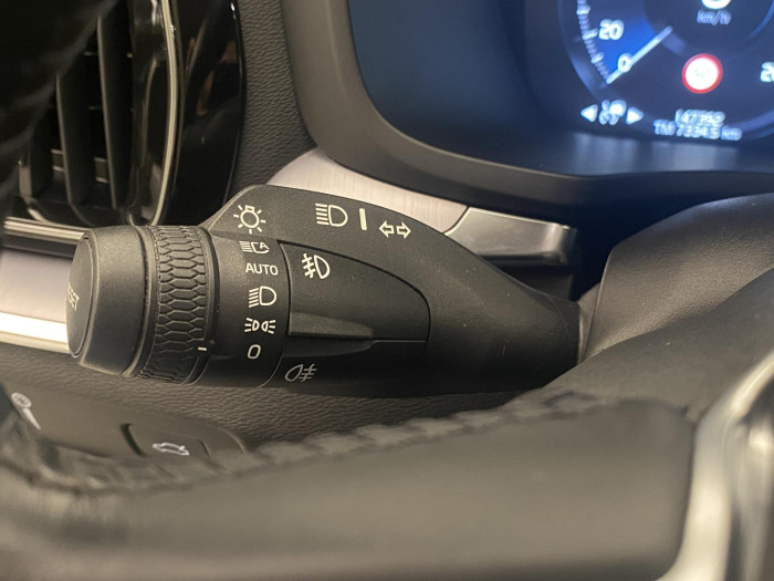 Volvo V60 D4 MOMENTUM AUT 2.0 d Momentum