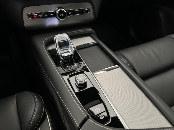 Volvo XC90 B5 AWD ULTIMATE DARK 7MÍST AUT