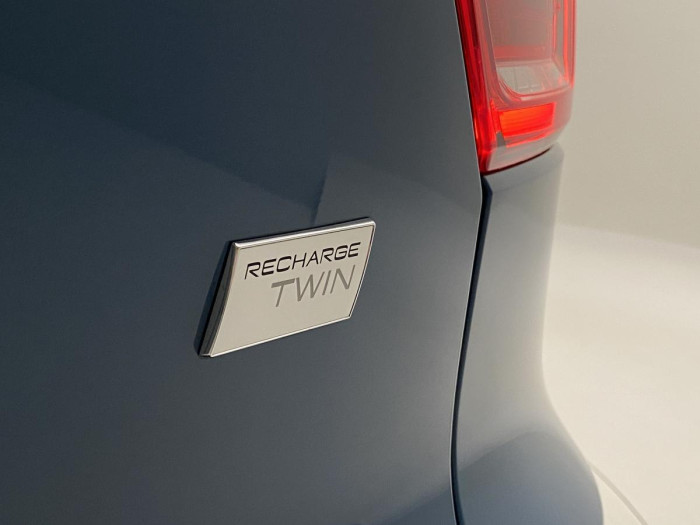 Volvo C40 AWD ULTIMATE Twin REZERVACE