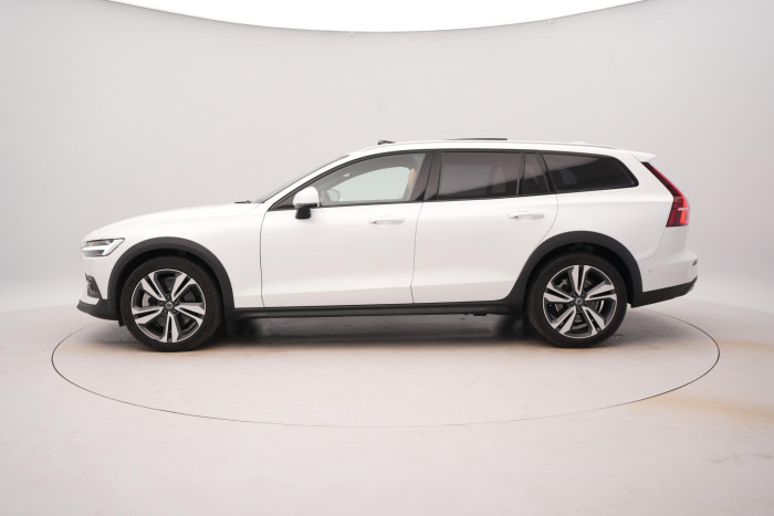 Volvo V60 CC B5 AWD ULTIMATE AUT 1.maj. 2.0 CC CC