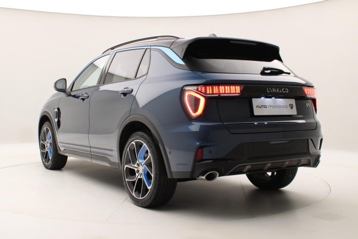 Lynk & Co 01 PHEV DCT AUT 1.maj. REZERVACE