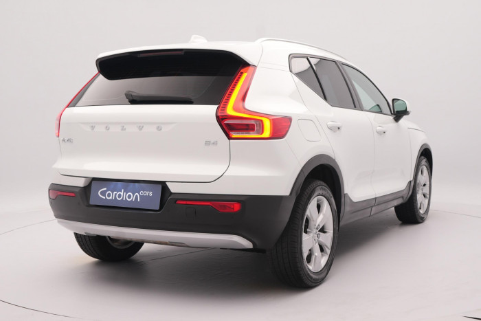 Volvo XC40 B4 MOMENTUM AUT CZ 2.0 Momentum