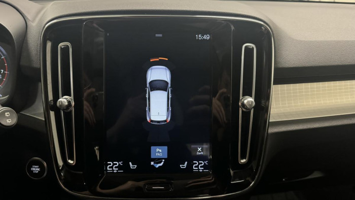 Volvo XC40 T4 AWD MOMENTUM AUT REZERVACE 2.0 Momentum