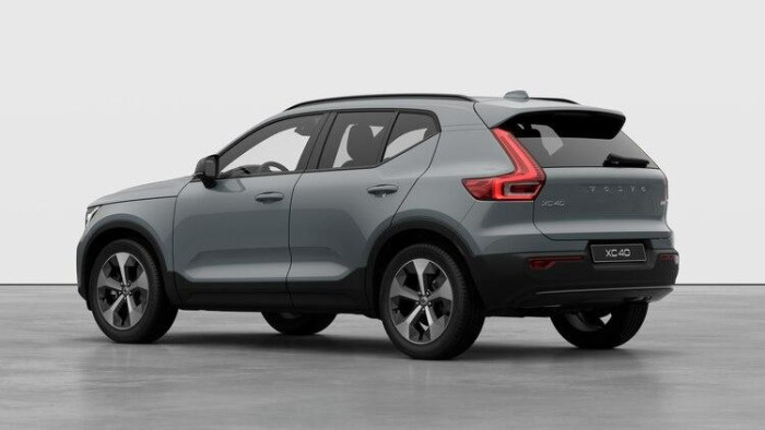 Volvo XC40 B4 DARK ULTRA AUT