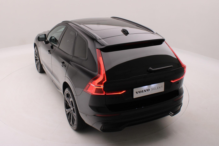 Volvo XC60 T8 AWD PLUG-IN PLUS REZERVACE