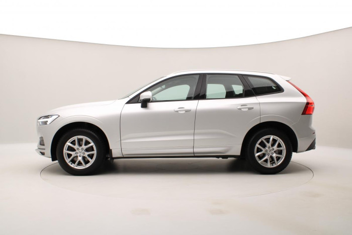 Volvo XC60 D4 AWD MOMENTUM REZERVACE 2.0 d Momentum