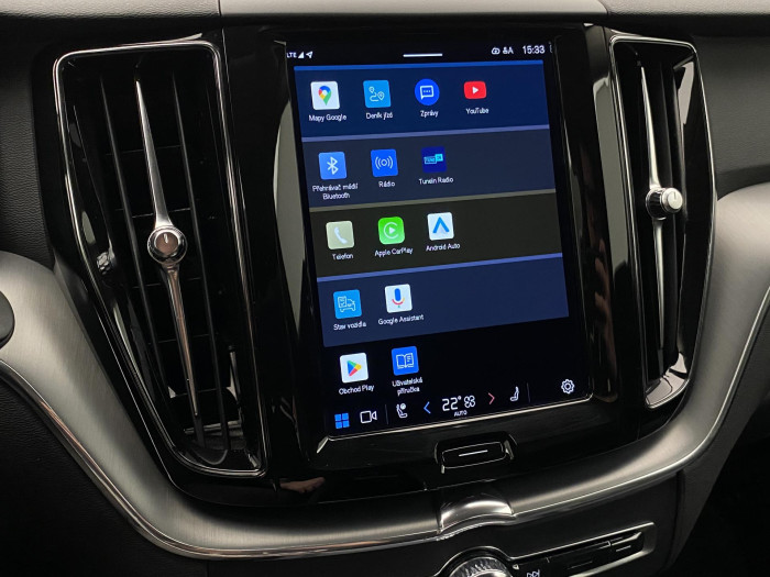 Volvo XC60 B5 AWD MOMENTUM AUT 2.0 Momentum