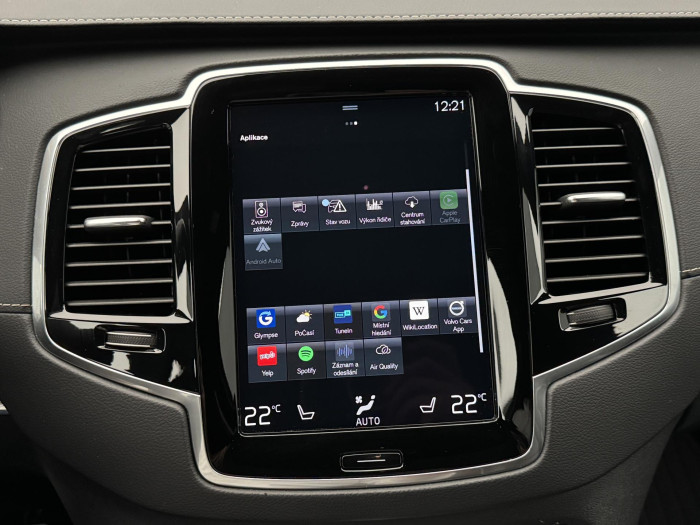 Volvo XC90 B5 AWD R-Design AUT REZERVACE