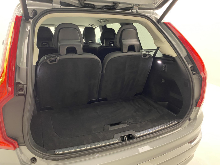 Volvo XC90 B5 AWD BRIGHT PLUS REZERVACE